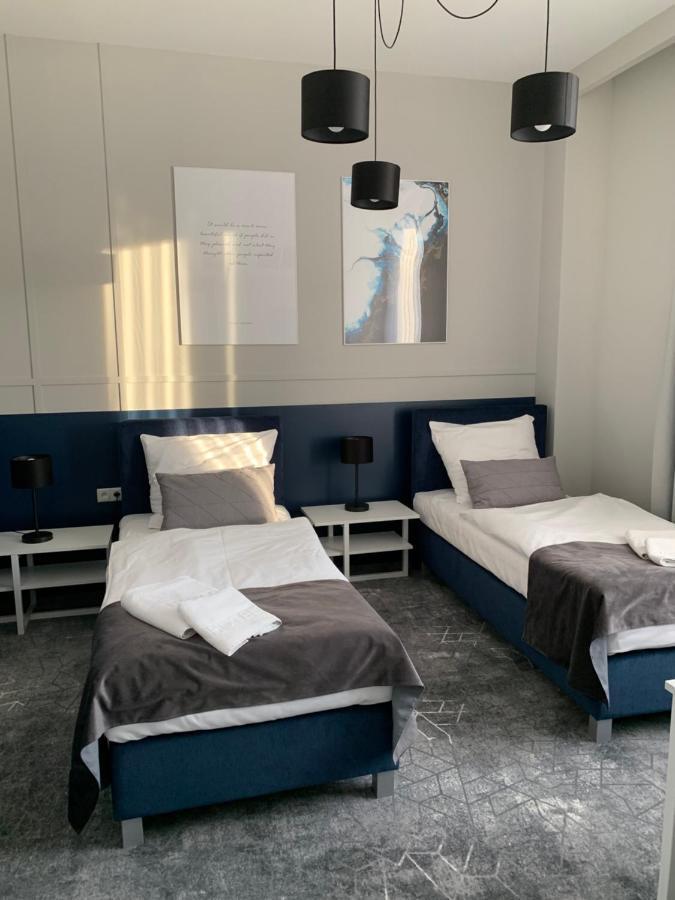Hotel Coliber Klobuck Extérieur photo