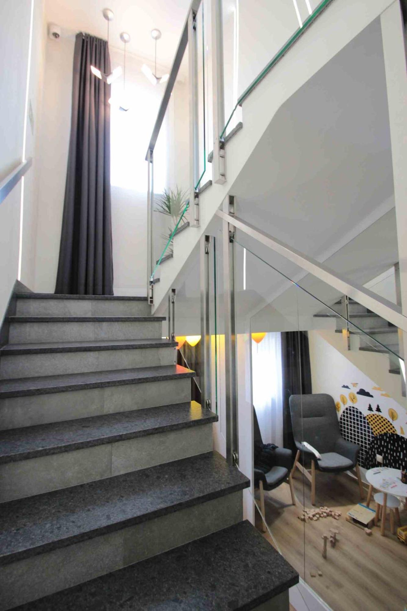 Hotel Coliber Klobuck Extérieur photo