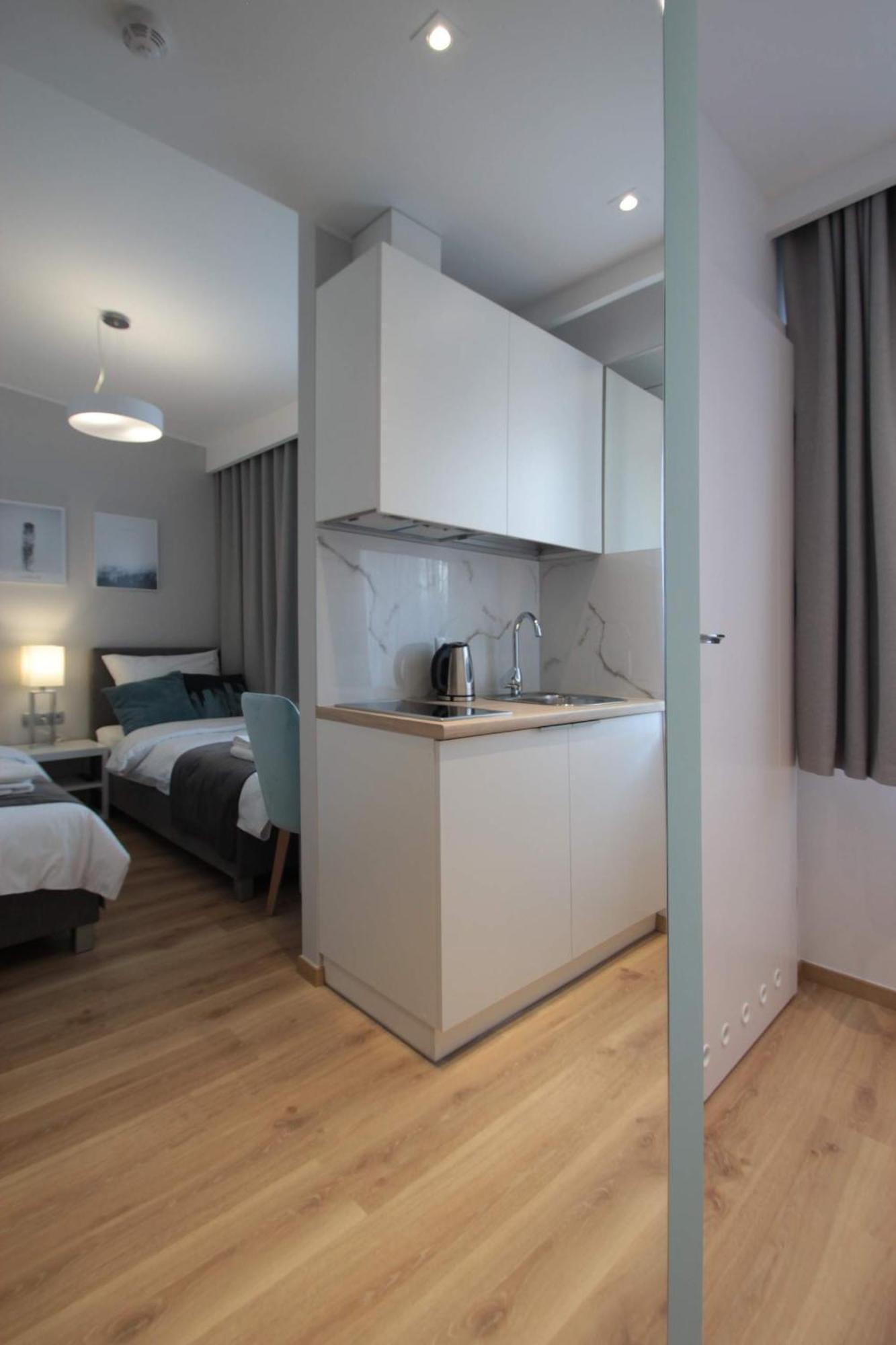 Hotel Coliber Klobuck Extérieur photo