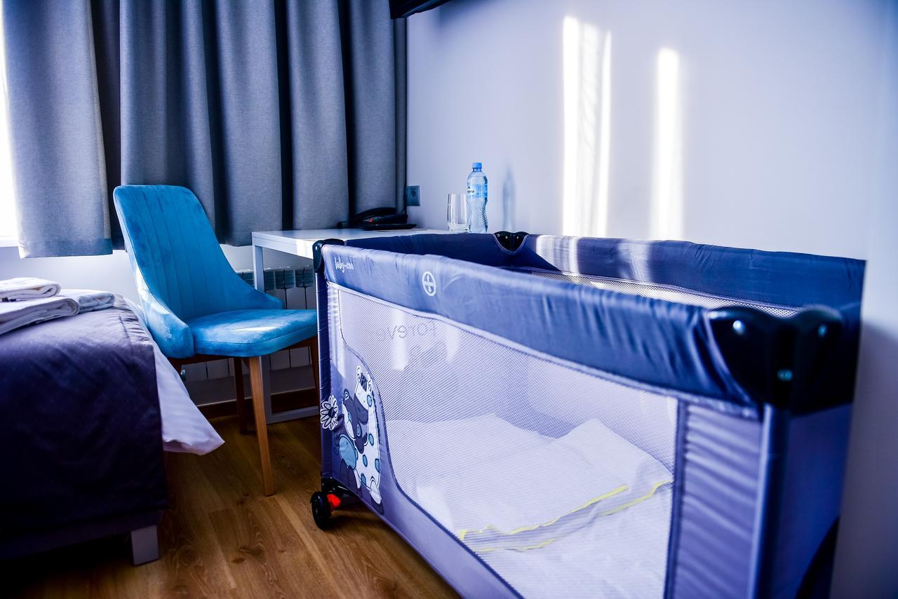 Hotel Coliber Klobuck Extérieur photo